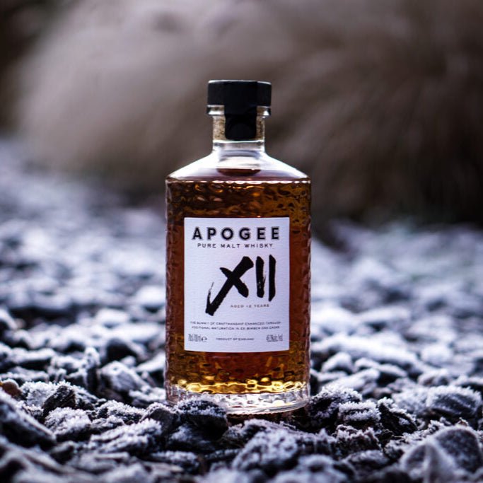 Bimber Apogee Bottle on frosty ground
