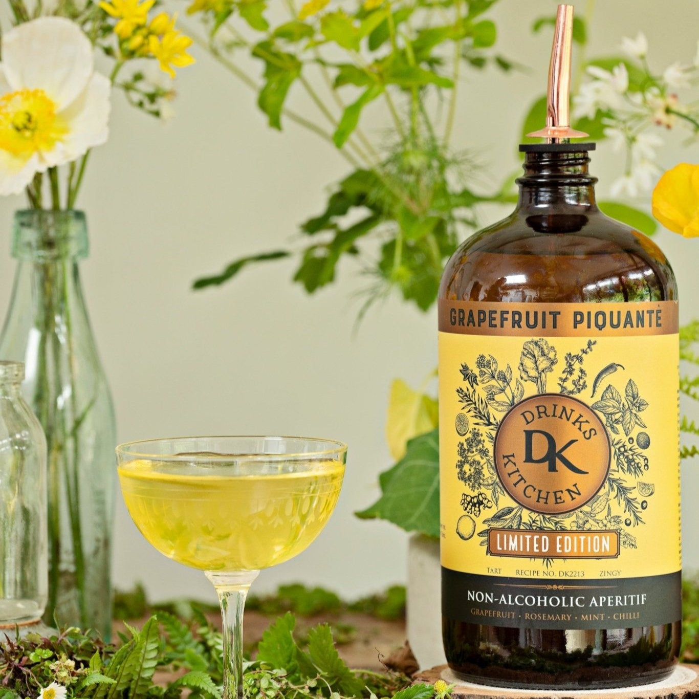 Drinks Kitchen Grapefruit Piquante, Non - Alcoholic Aperitif, 95cl - Digital Distiller